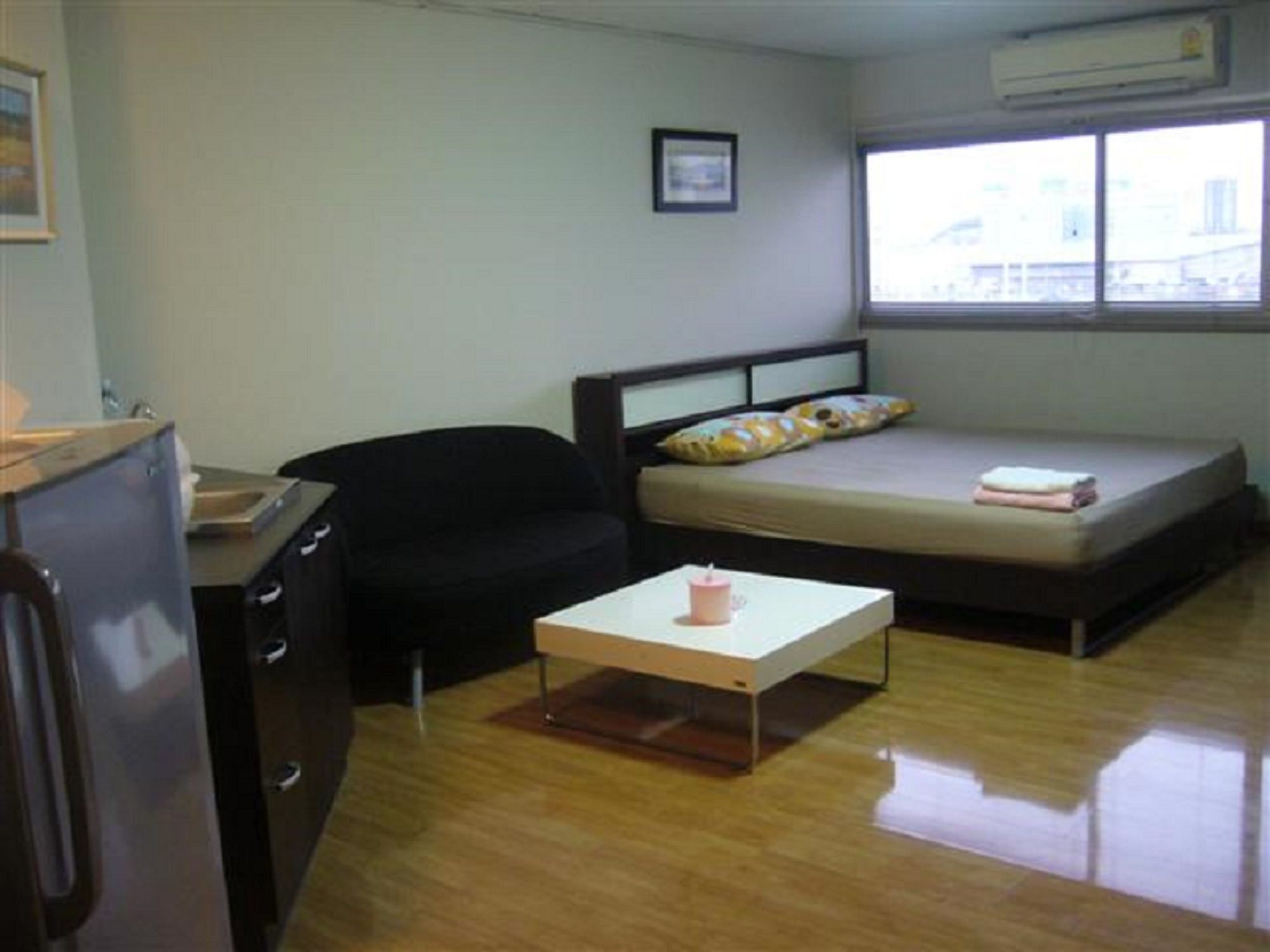 Dmk Don Mueang Airport Guest House Pak Kret Eksteriør billede
